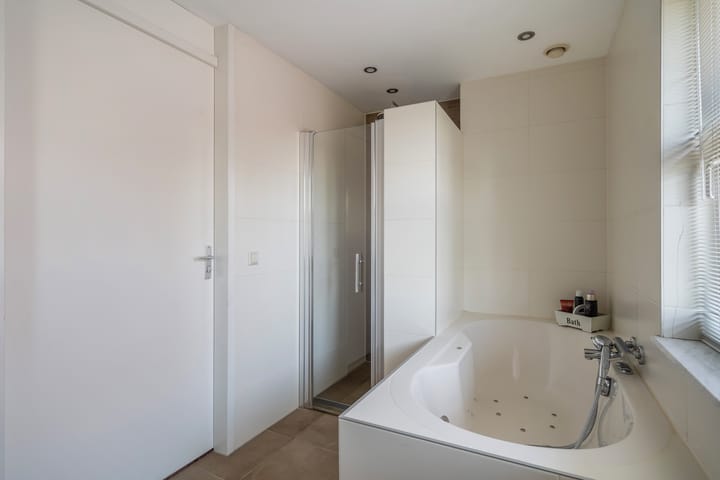 Foto 59 van Willem van Nieuwenhuizenlaan 20