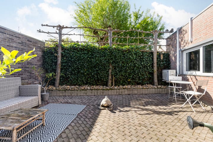 Foto 24 van Prins Hendrikstraat 35