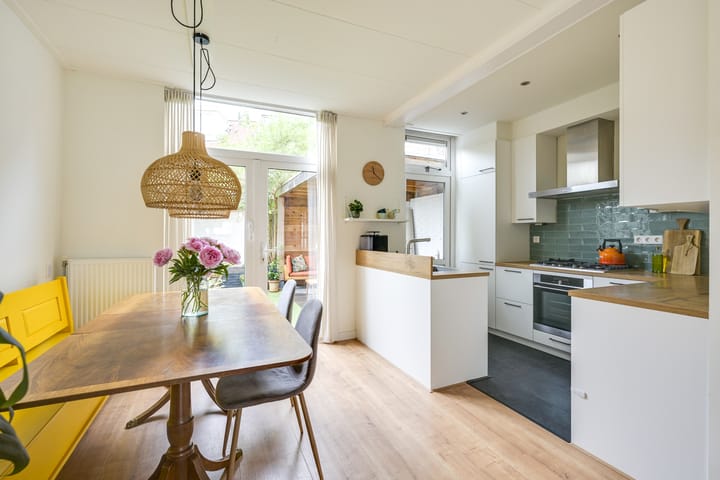 Foto 16 van Balderikstraat 54