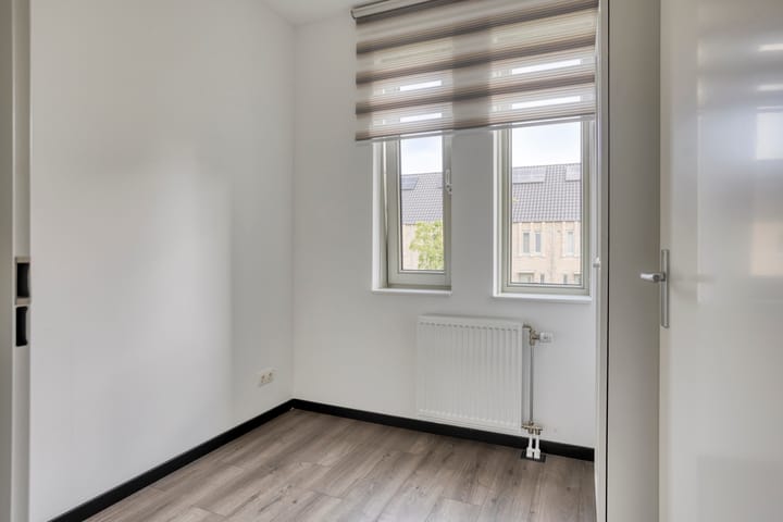 Foto 20 van Johanna Bogaersplein 5