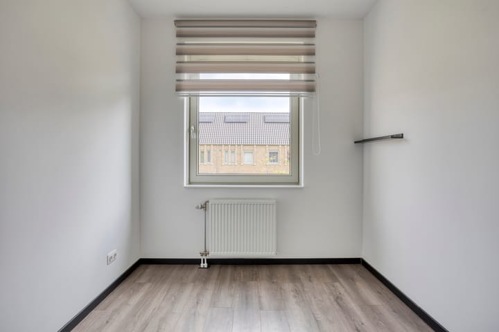 Foto 21 van Johanna Bogaersplein 5