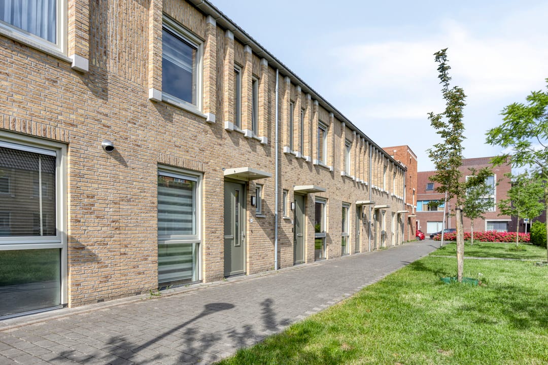 Photo 32 of Johanna Bogaersplein 5