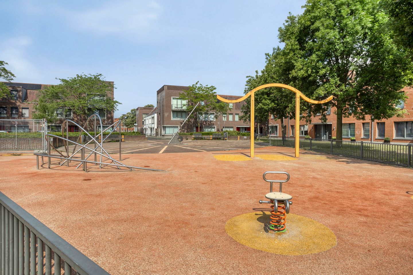 Photo 34 of Johanna Bogaersplein 5