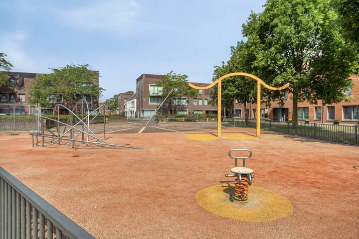 Foto 34 van Johanna Bogaersplein 5