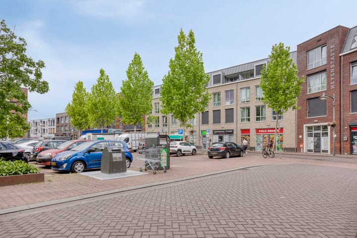 Foto 39 van Johanna Bogaersplein 5