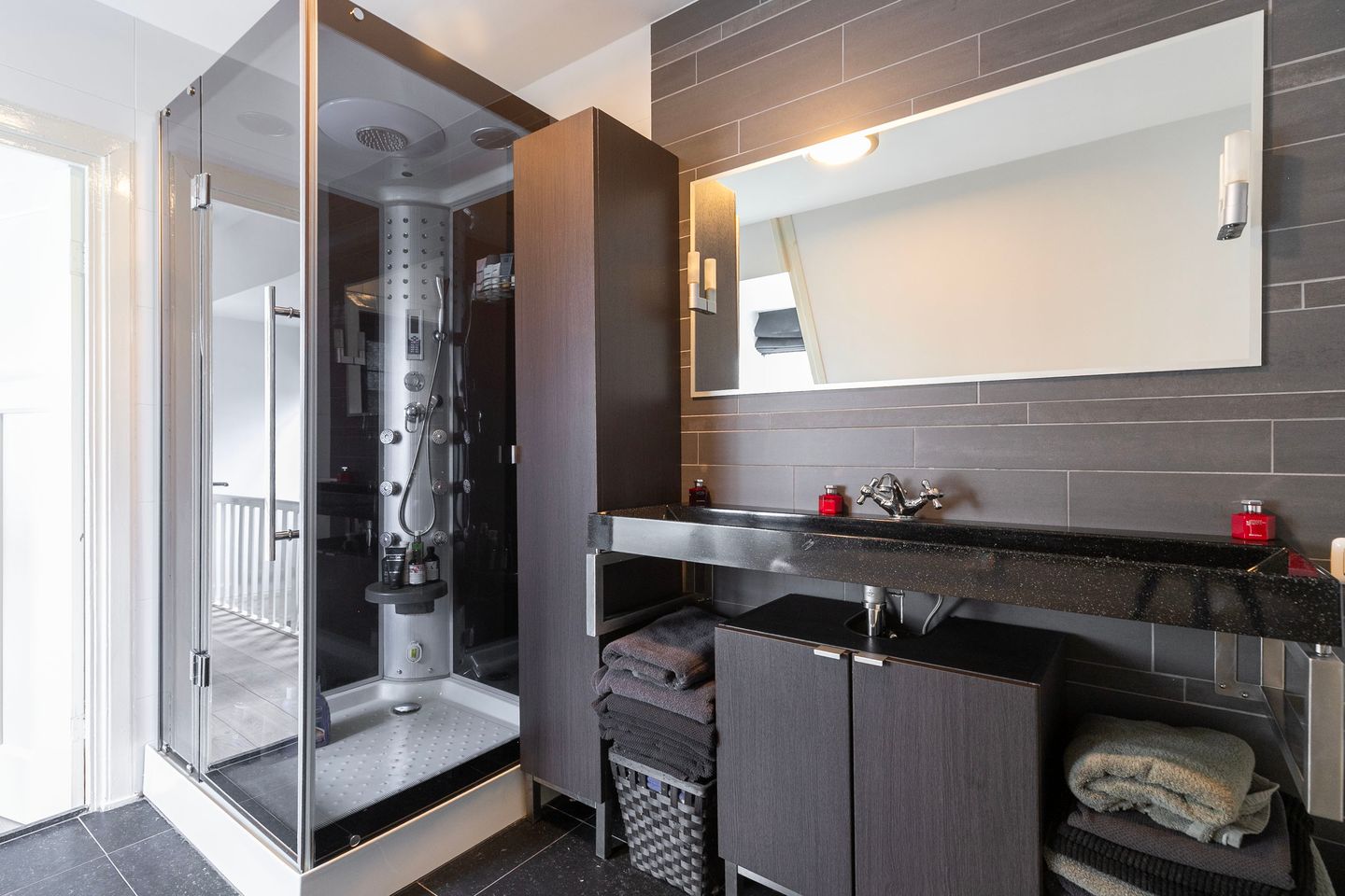 Foto 25 van Jut van Breukelerwaardlaan 8