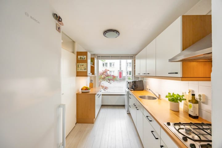 Foto 3 van J.M. den Uylstraat 4