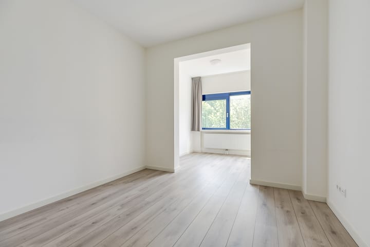 Foto 14 van Robert Kochlaan 532-D