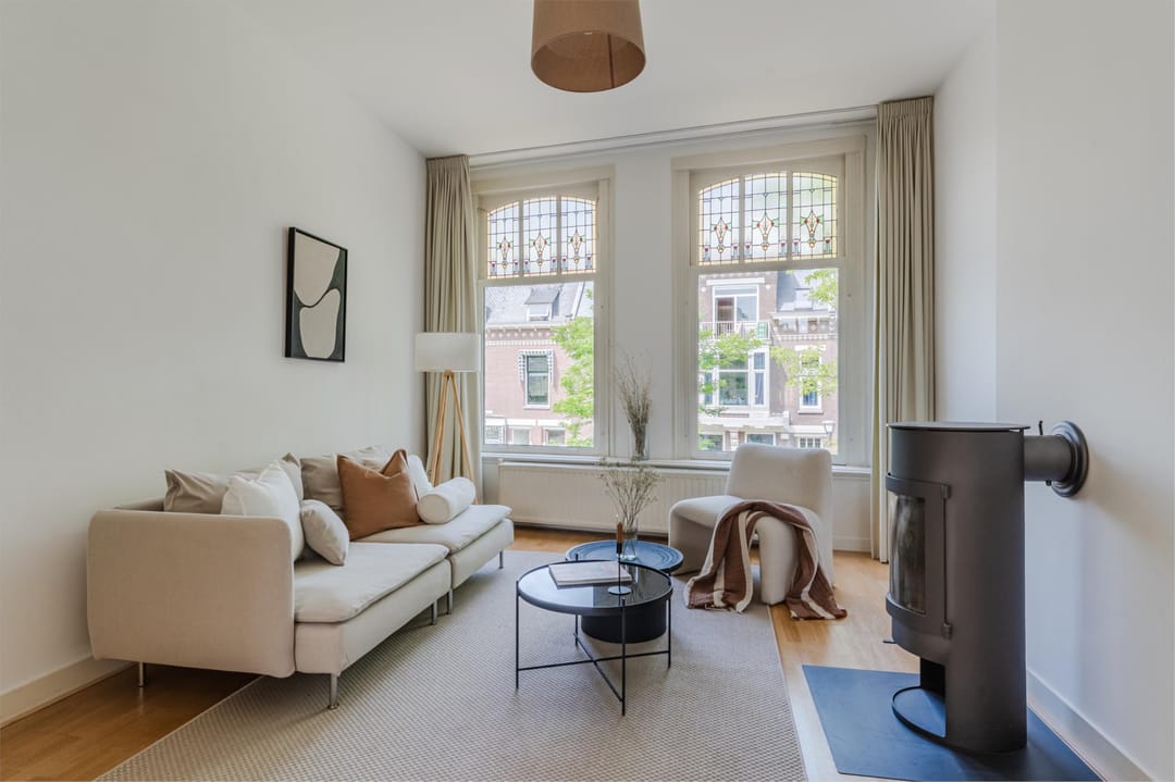 Photo 2 of Voorschoterlaan 62-B