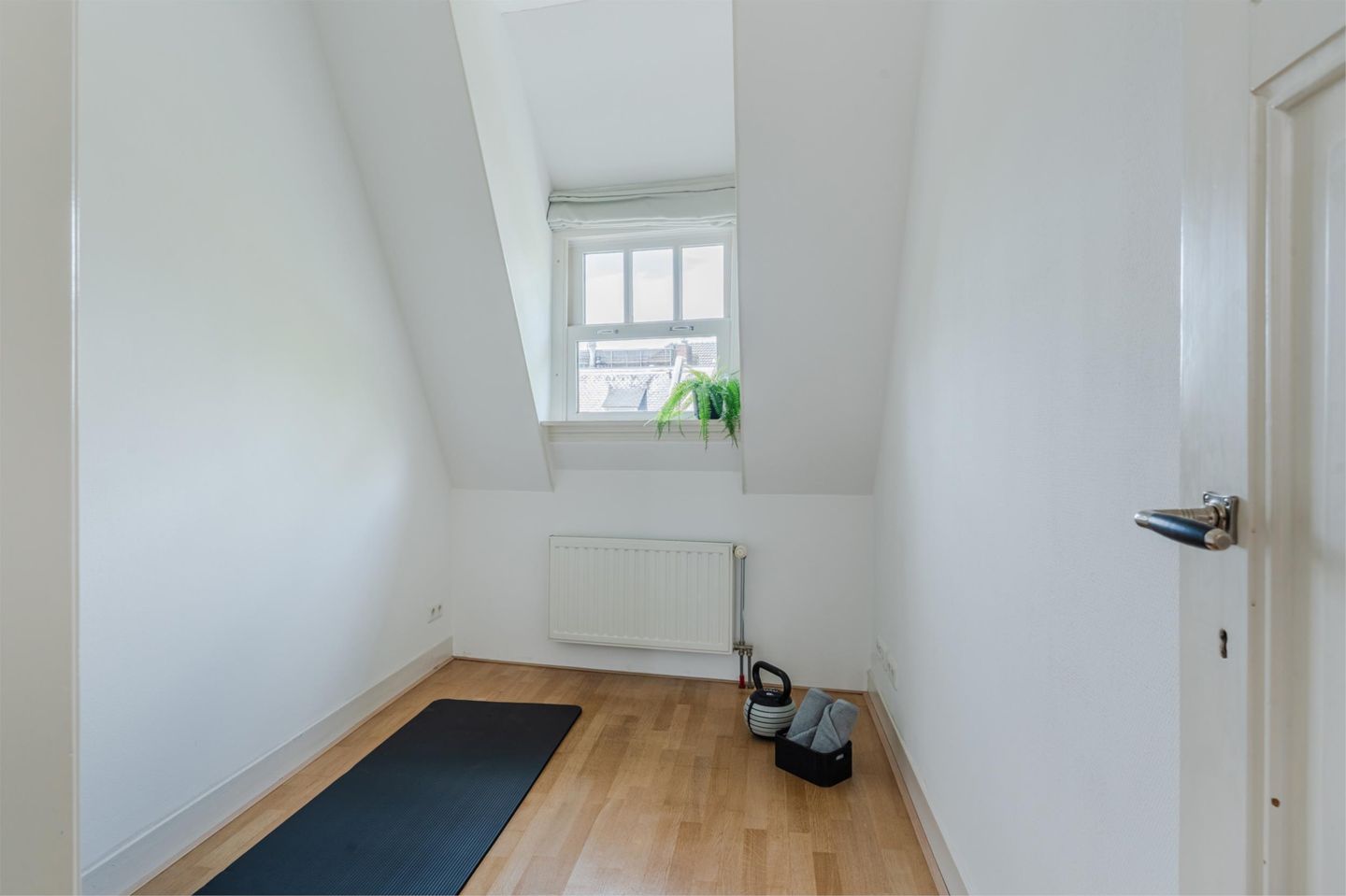 Photo 34 of Voorschoterlaan 62-B