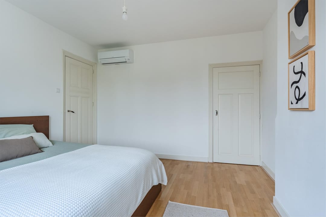 Photo 41 of Voorschoterlaan 62-B