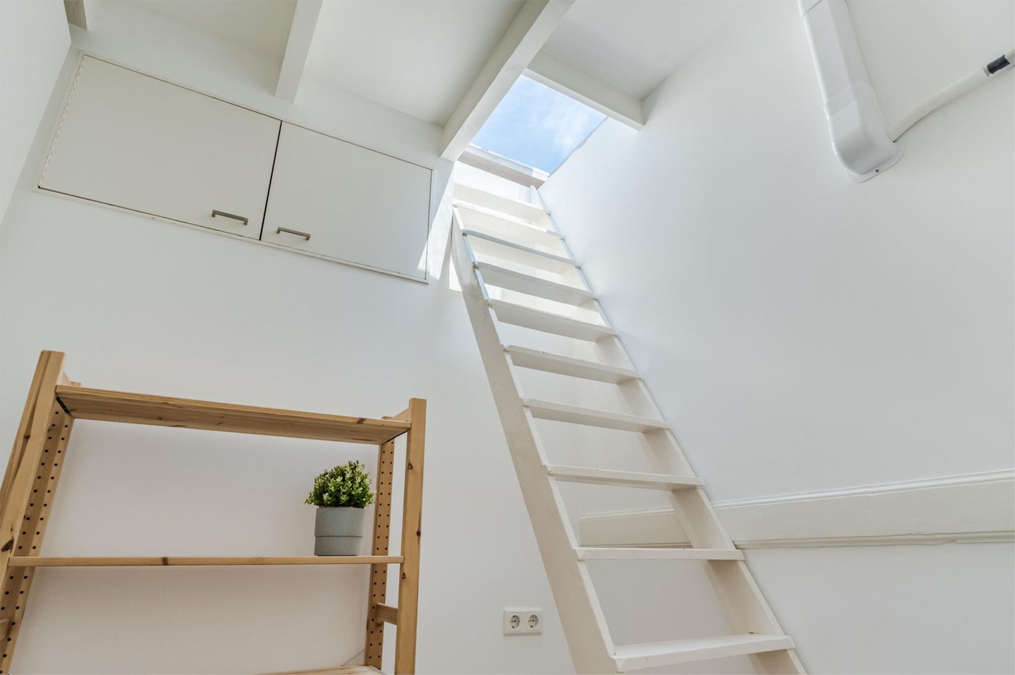 Photo 49 of Voorschoterlaan 62-B