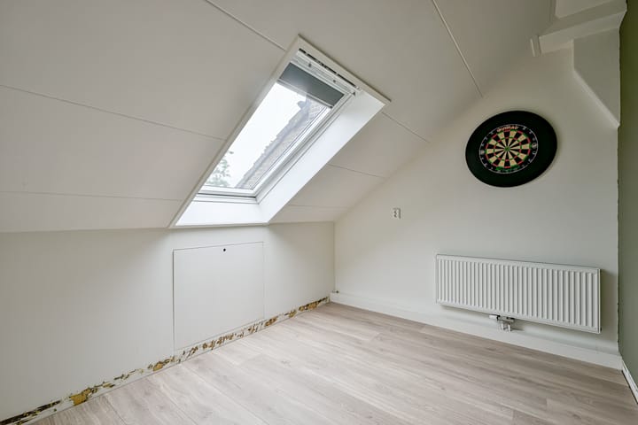 Foto 27 van Maarten Breetstraat 8