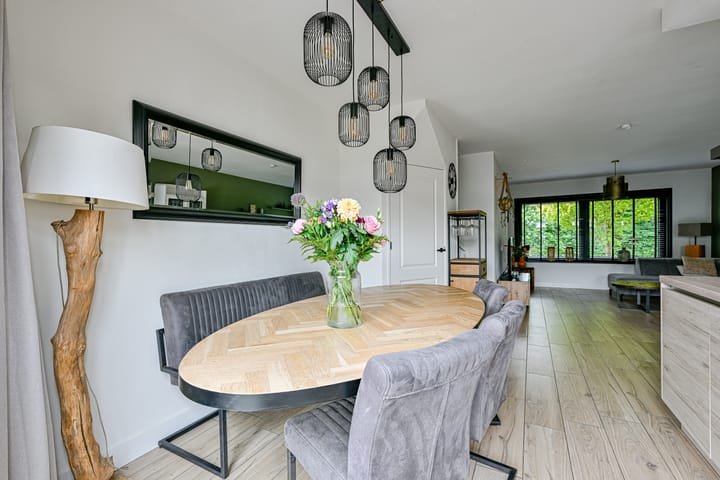 Foto 10 van Maarten Breetstraat 8