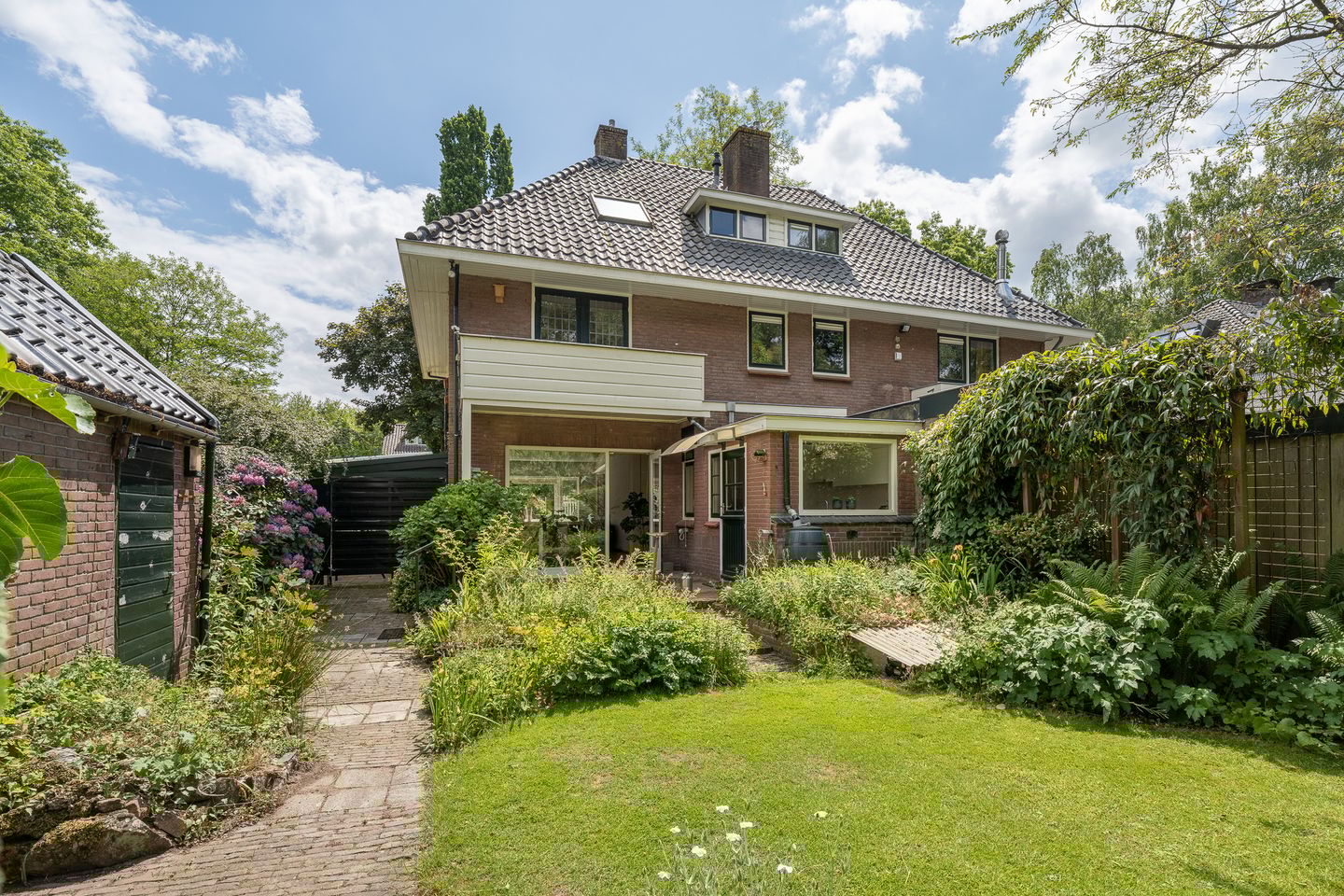 Foto 35 van Mevrouw Leinweberlaan 15