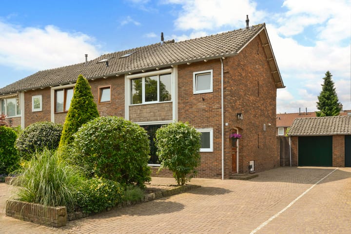 Foto 28 van Karel Doormanlaan 59