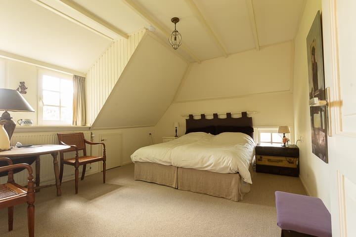 Foto 29 van Tolstraat 4