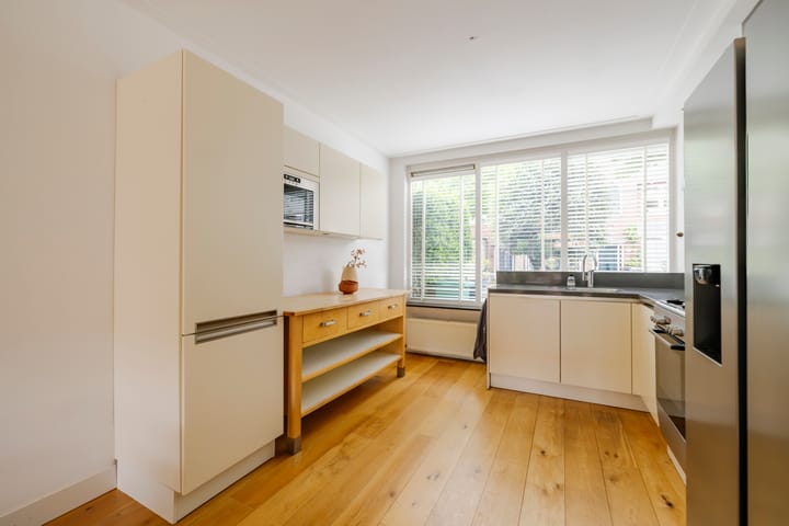 Foto 15 van Luciferstraat 11