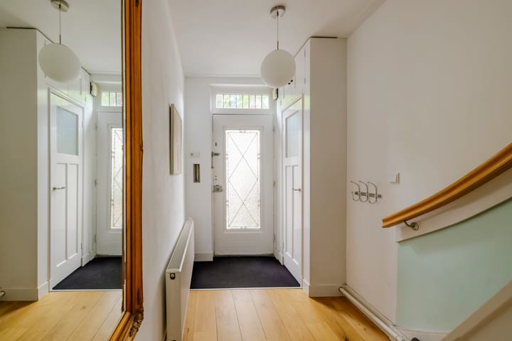 Foto 45 van Luciferstraat 11