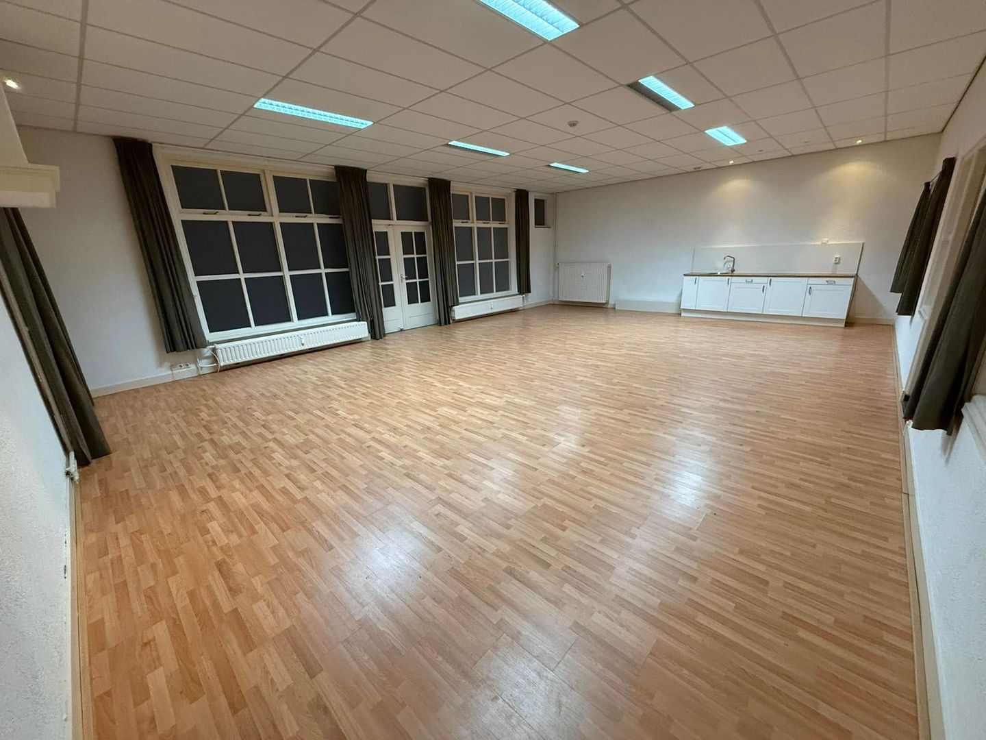 Bekijk foto 2 van Kruisstraat 48