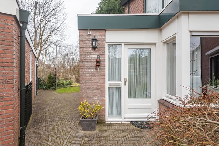 Foto 5 van Bloemersweide 8