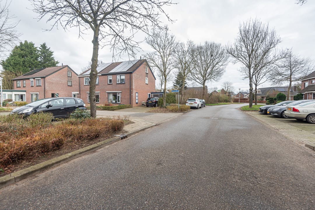 Photo 41 of Bloemersweide 8