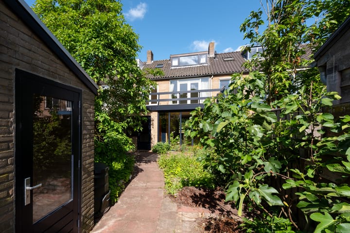 Foto 27 van De Ruyterstraat 52