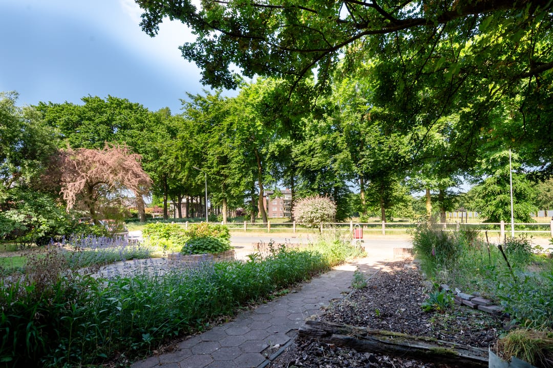 Foto 31 van De Ruyterstraat 52