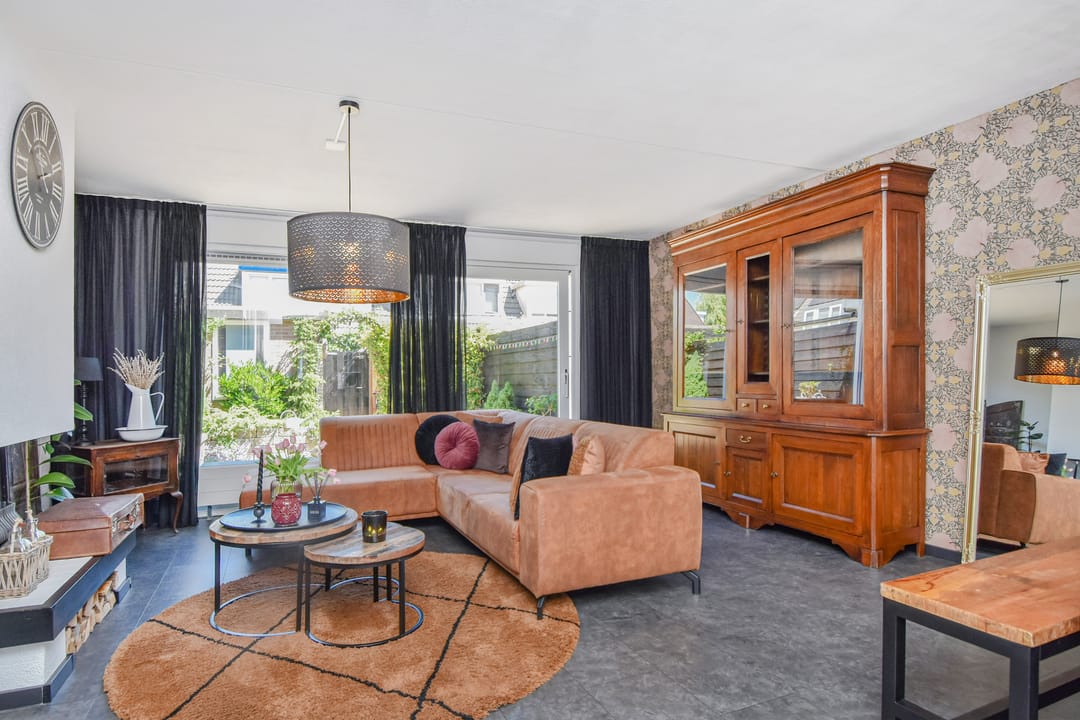 Foto 2 van Anna van Saksenstraat 34