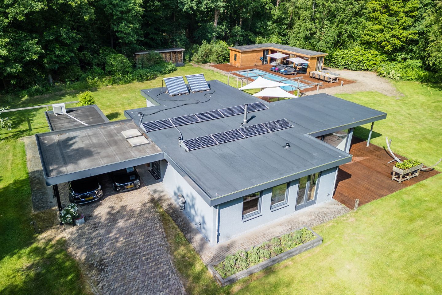 Foto 1 van Oeyenbos 16