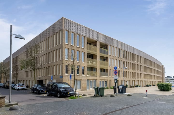 Photo 2 of Sara Roosstraat 2