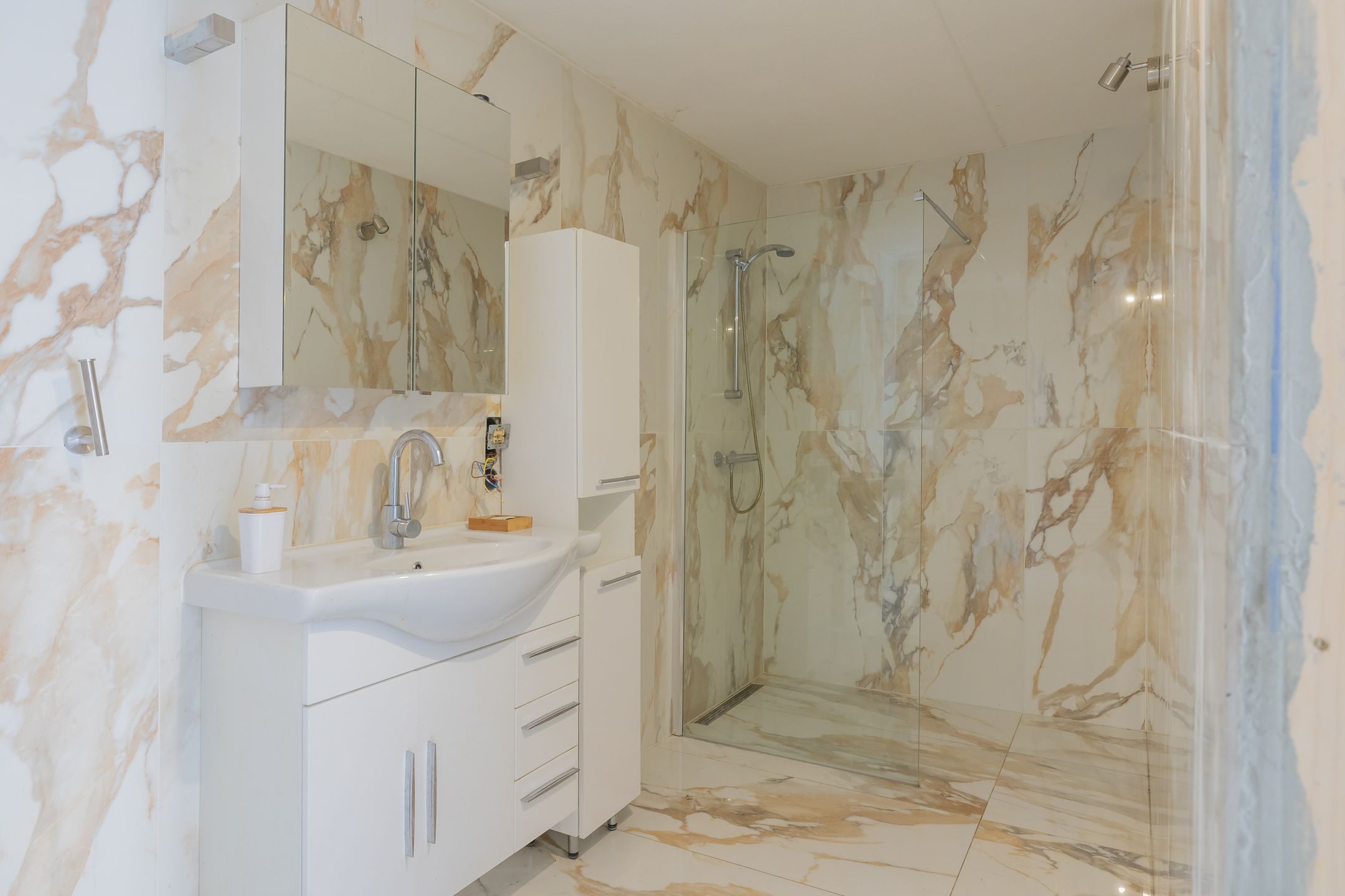 Foto 6 van Sara Roosstraat 2