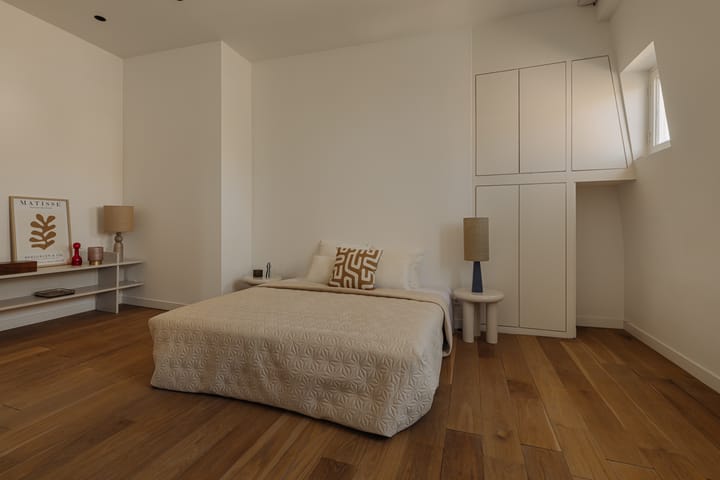 Photo 20 of Van Baerlestraat 148-2