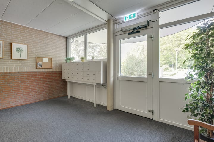 Foto 5 van Vogelplantsoen 220