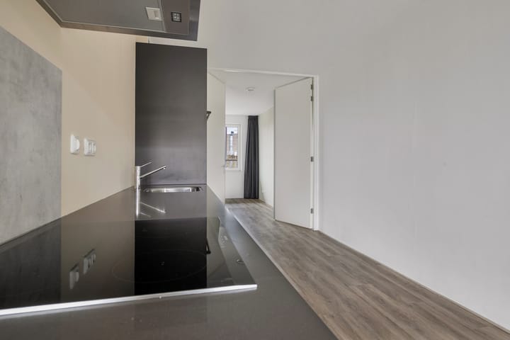 Foto 10 van Dokstraat 87