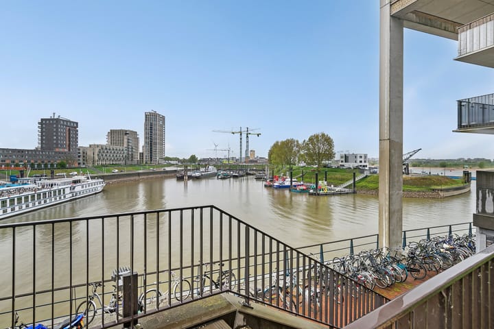 Foto 29 van Dokstraat 87