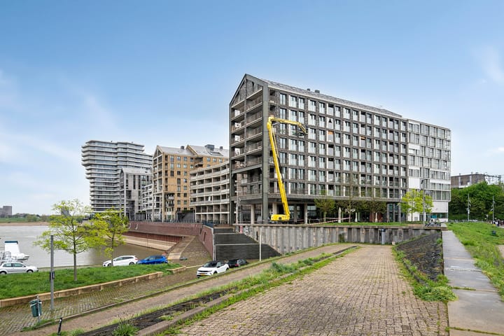 Foto 32 van Dokstraat 87