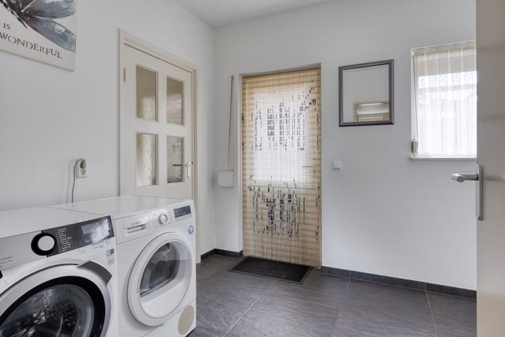 Foto 17 van Strausslaan 45