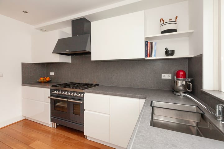 Foto 15 van Roemer Visscherstraat 31