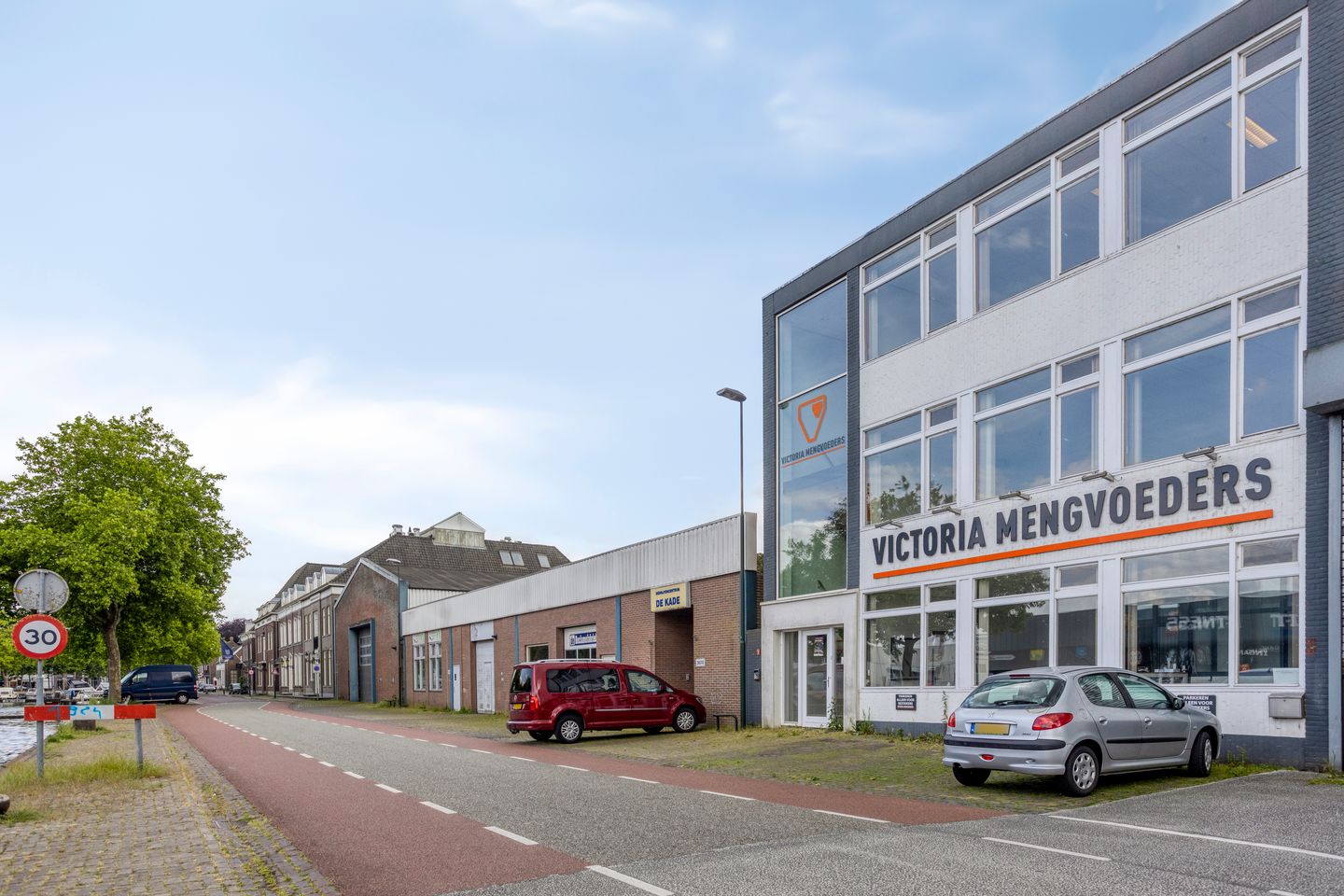 Bekijk foto 2 van Zuidkade 10