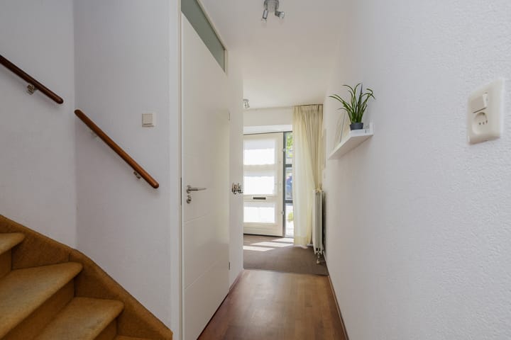 Photo 8 of Kroeskarperlaan 34