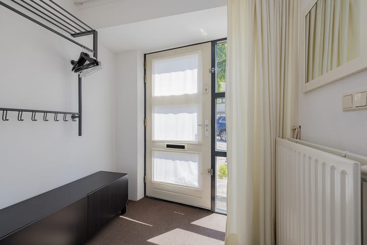 Photo 9 of Kroeskarperlaan 34