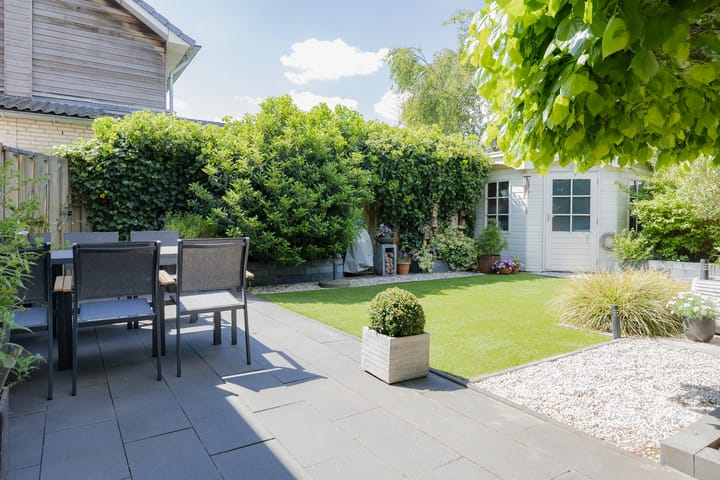 Photo 46 of Kroeskarperlaan 34