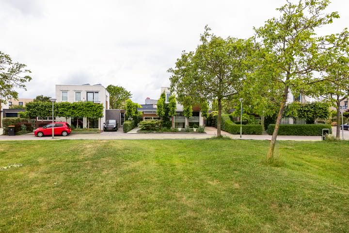 Foto 5 van Nienke van Hichtumlaan 7