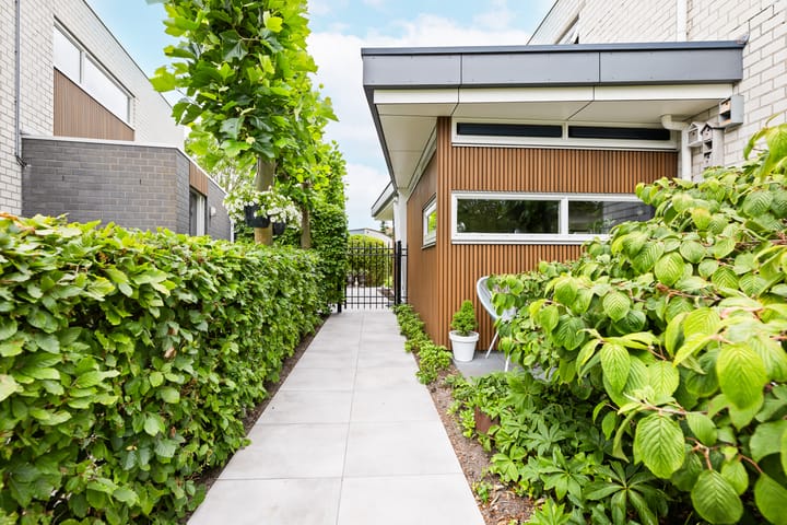 Foto 7 van Nienke van Hichtumlaan 7