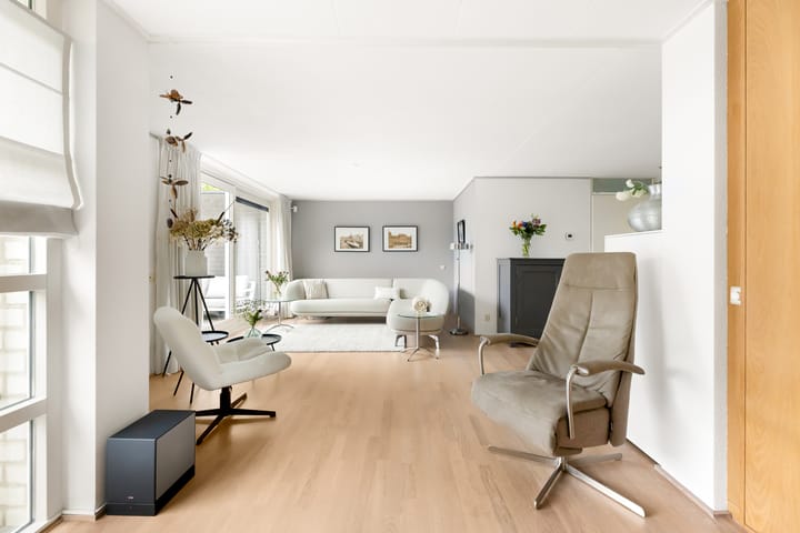 Foto 13 van Nienke van Hichtumlaan 7