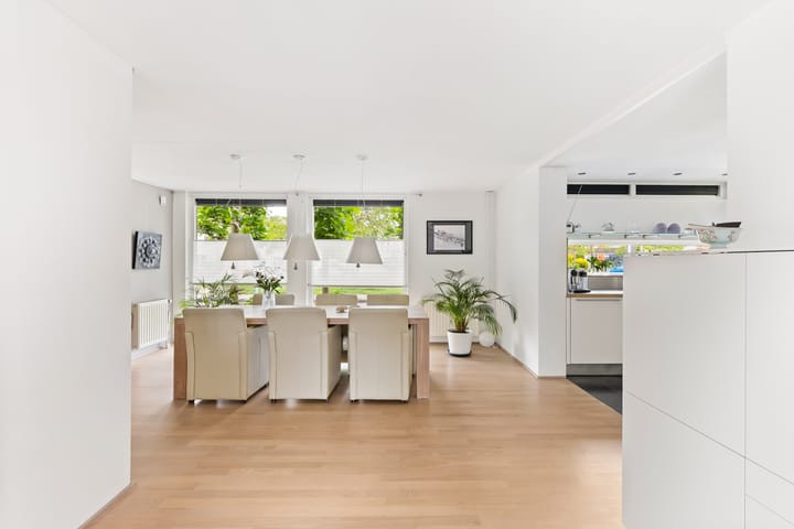 Foto 18 van Nienke van Hichtumlaan 7