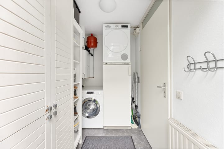 Foto 23 van Nienke van Hichtumlaan 7