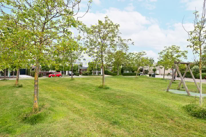 Foto 24 van Nienke van Hichtumlaan 7