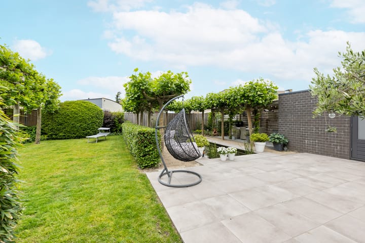 Foto 30 van Nienke van Hichtumlaan 7